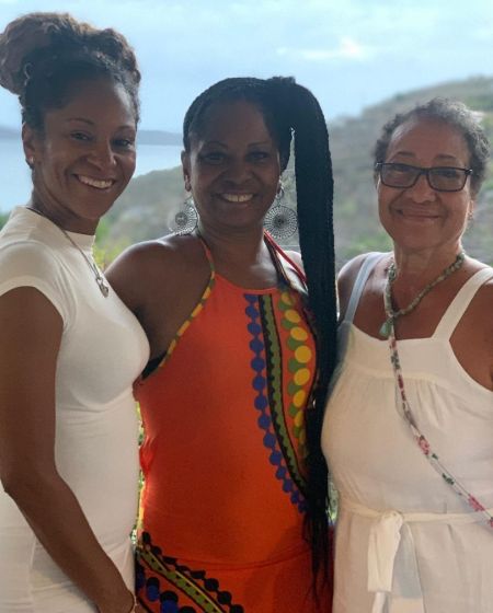 Yamma Brown Has Nine Siblings.